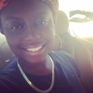 Meet your Posher, Adrianna